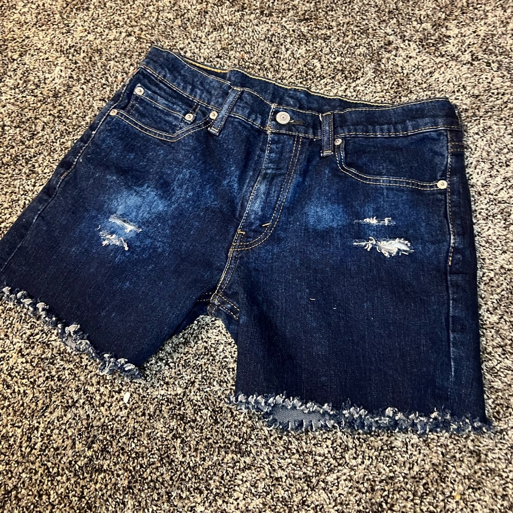 Levi’s 33 waist short